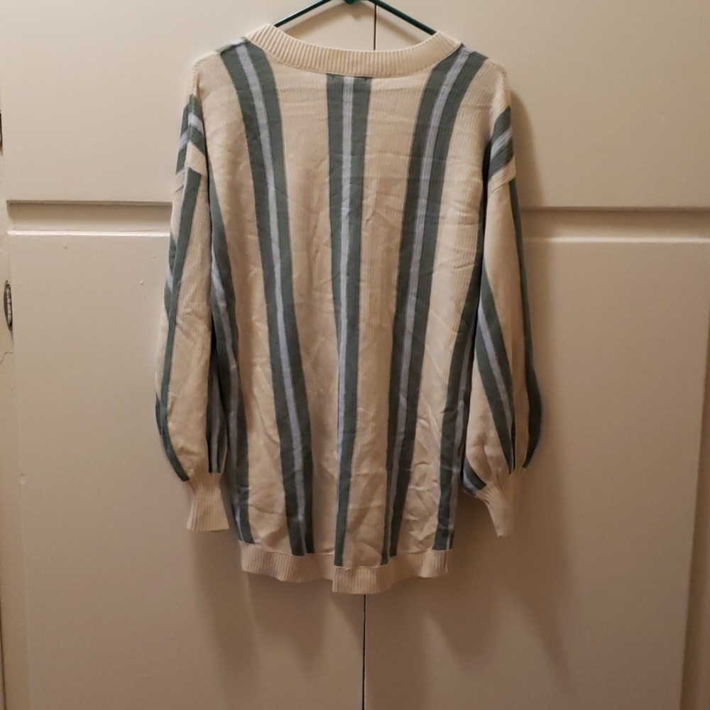 Sweater - Picture 3 of 3